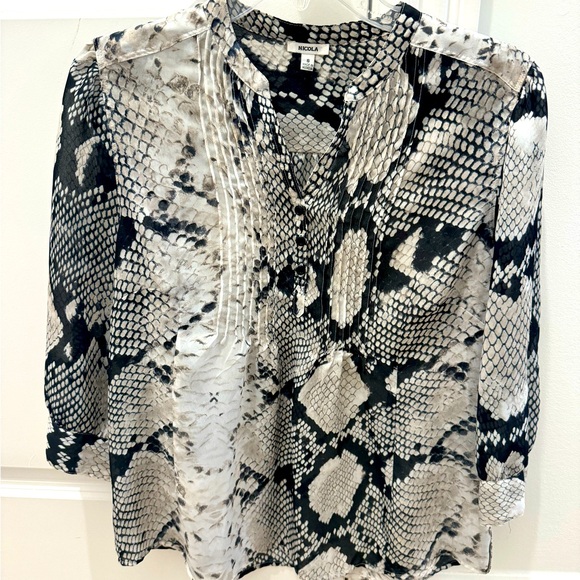 Nicola women’s small snakeskin blouse - Picture 1 of 8